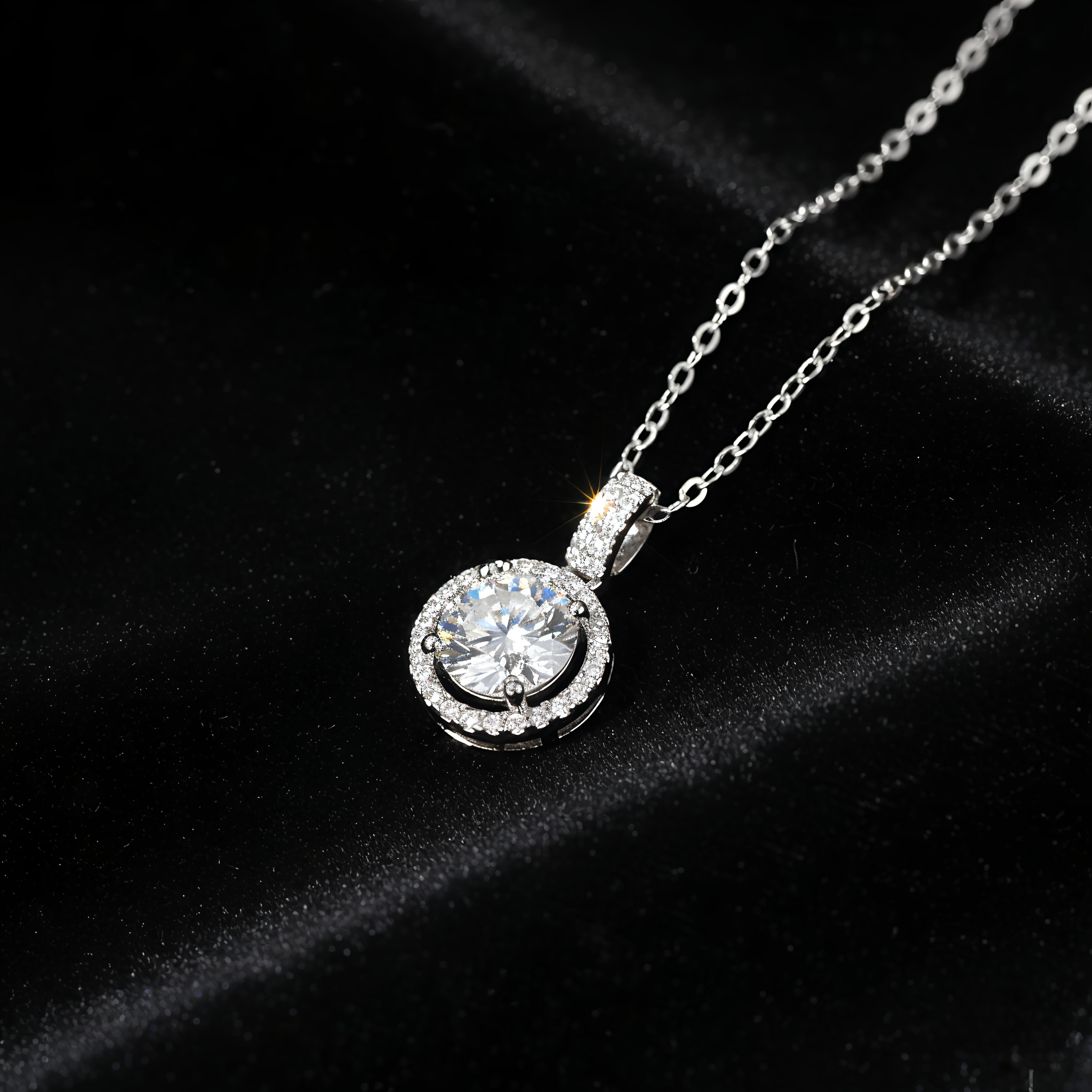 Aurora Crown Moissanite Necklace ππ